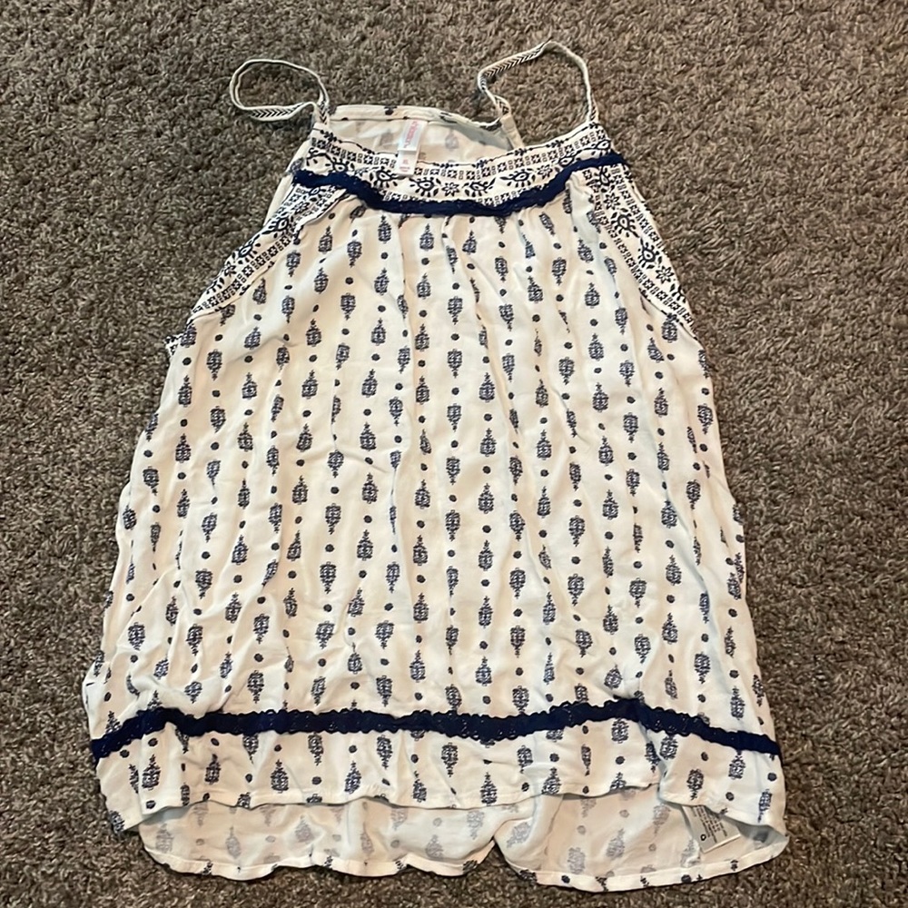 dress shirt
